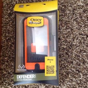 iPhone 5 otter box case